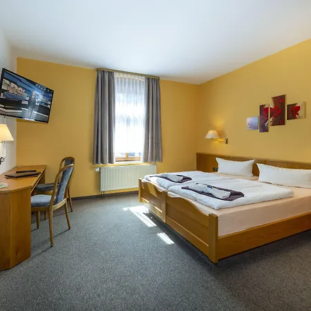 Zur Post Hotel 3*