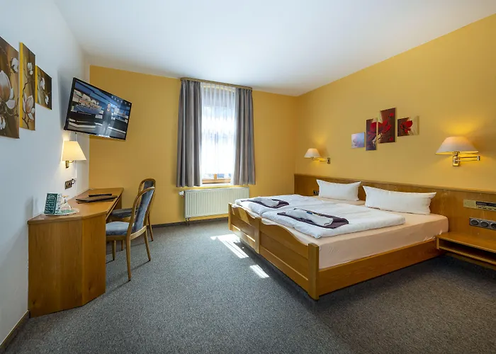 Zur Post Hotel 3*